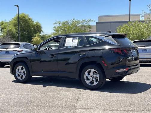 2024 Hyundai TUCSON SE