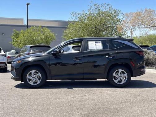 2024 Hyundai TUCSON SE