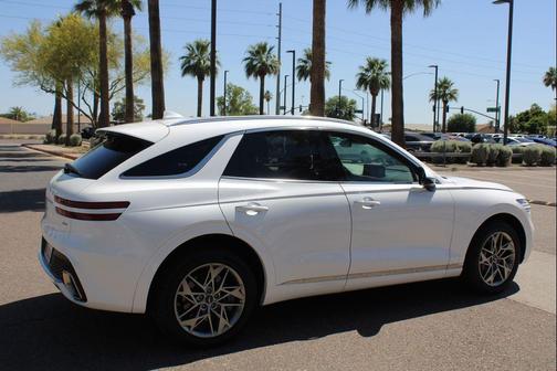 Uyuni White 2025 Genesis GV70 2.5T AWD