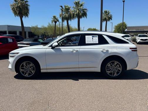 Uyuni White 2025 Genesis GV70 2.5T AWD