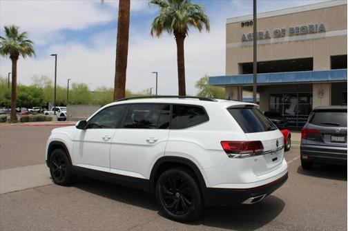 2022 Volkswagen Atlas 2.0T SE w/Technology