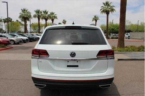 2022 Volkswagen Atlas 2.0T SE w/Technology