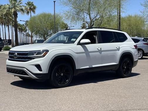 2022 Volkswagen Atlas 2.0T SE w/Technology