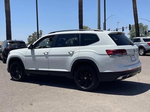 2022 Volkswagen Atlas 2.0T SE w/Technology
