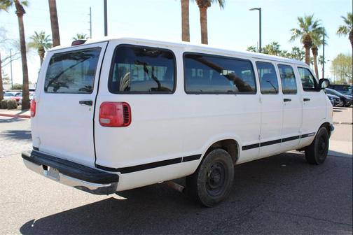 2002 Dodge Ram Wagon Premium