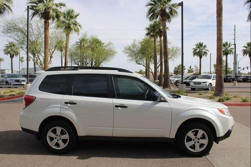 Satin White Pearl 2010 Subaru Forester 2.5 X