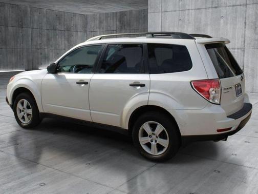 Satin White Pearl 2010 Subaru Forester 2.5 X