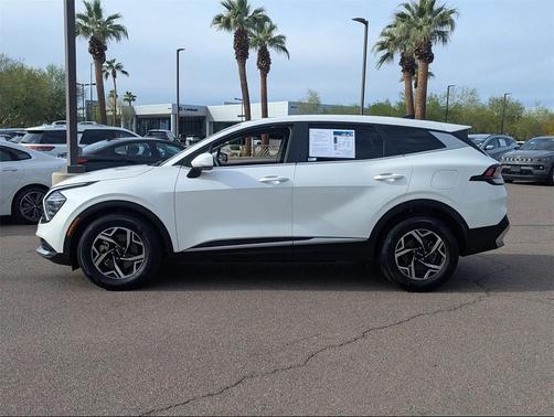 2024 Kia Sportage LX