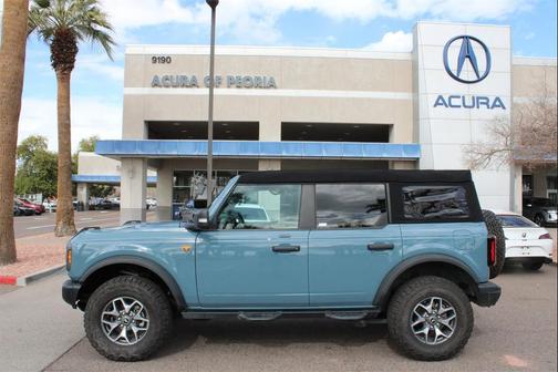 2023 Ford Bronco Badlands