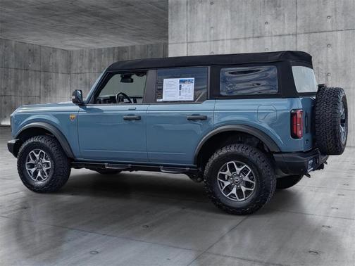 2023 Ford Bronco Badlands