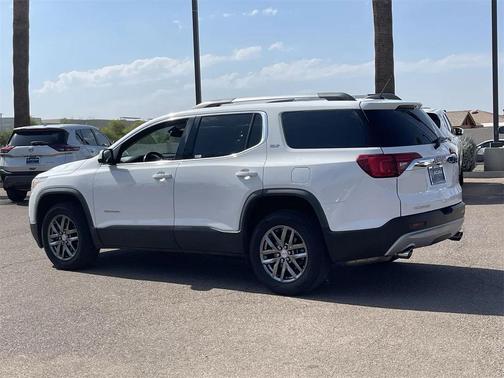 2017 GMC Acadia SLT-1