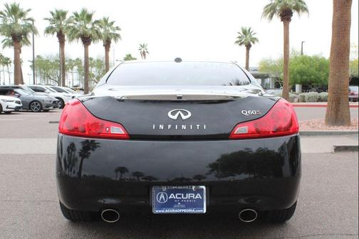 Black Obsidian 2014 INFINITI Q60 Journey