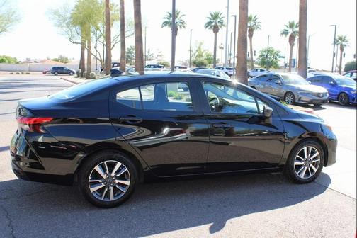 2023 Nissan Versa 1.6 SV