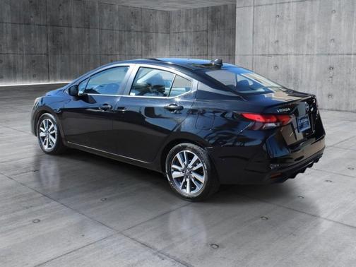 2023 Nissan Versa 1.6 SV