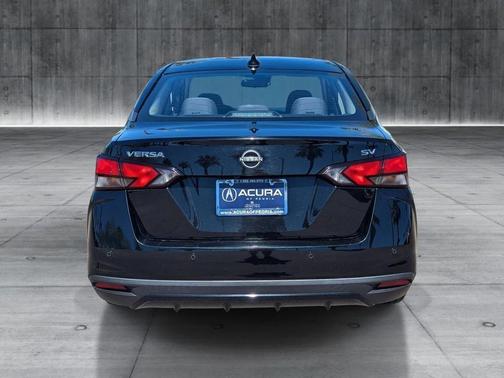 2023 Nissan Versa 1.6 SV