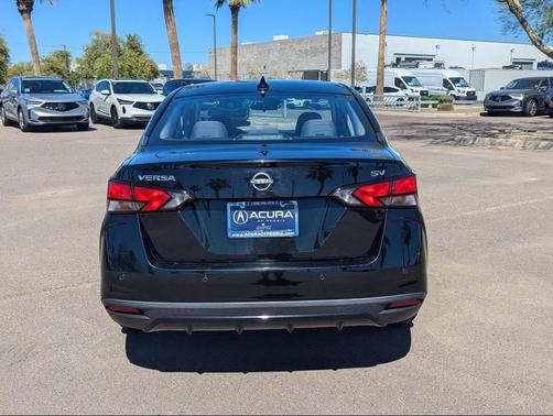 2023 Nissan Versa 1.6 SV