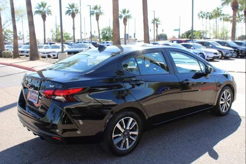 2023 Nissan Versa 1.6 SV