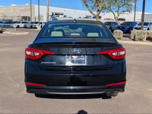2017 Hyundai SONATA SE