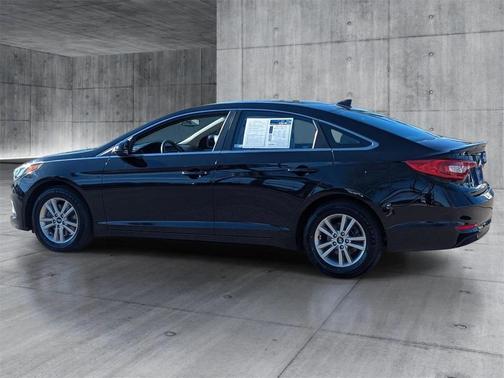 2017 Hyundai SONATA SE