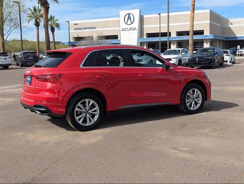 2025 Audi Q3 Premium 45 TFSI S line quattro Tiptronic