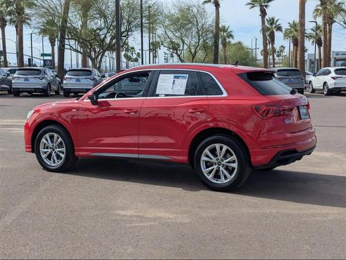 2025 Audi Q3 Premium 45 TFSI S line quattro Tiptronic