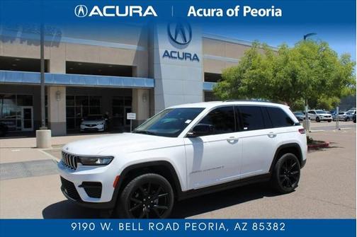 2023 Jeep Grand Cherokee Laredo