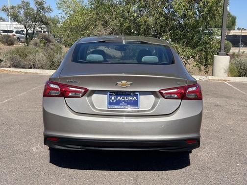 Mineral Gray Metallic 2022 Chevrolet Malibu FWD LT