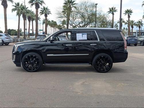 2019 Cadillac Escalade Luxury