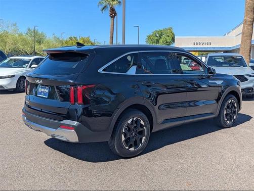 2024 Kia Sorento S