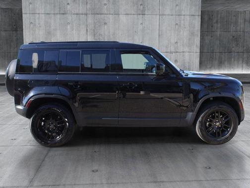 2025 Land Rover Defender 110 P300