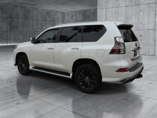 Eminent White Pearl 2023 Lexus GX 460 Premium
