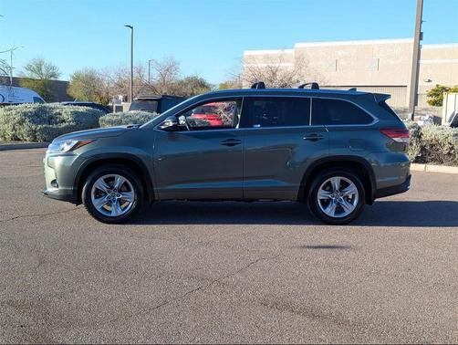 2017 Toyota Highlander Limited
