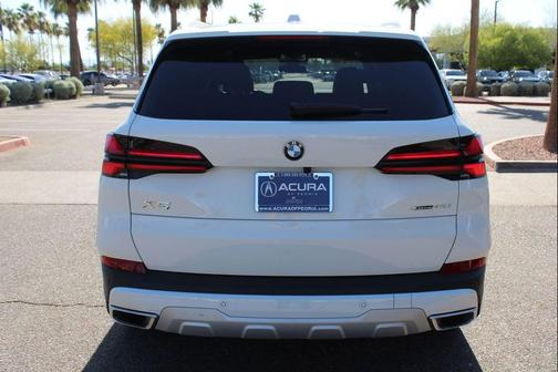 Alpine White 2026 BMW X5 xDrive40i