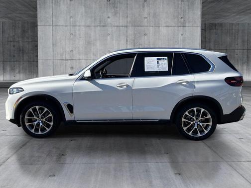 Alpine White 2026 BMW X5 xDrive40i