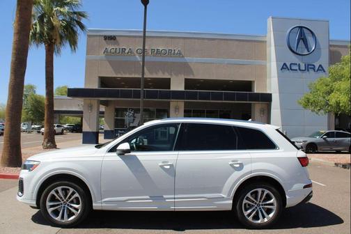 Glacier White Metallic 2025 Audi Q7 55 Premium Plus