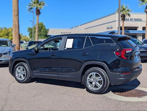 2024 GMC Terrain SLE