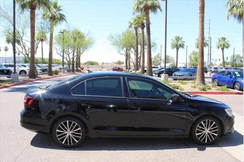 2016 Volkswagen Jetta 1.8T Sport