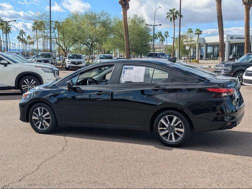 2023 Nissan Versa 1.6 SV