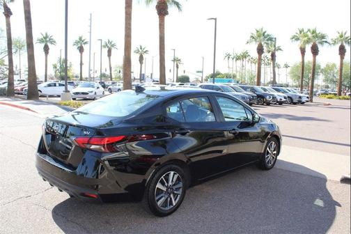 2023 Nissan Versa 1.6 SV