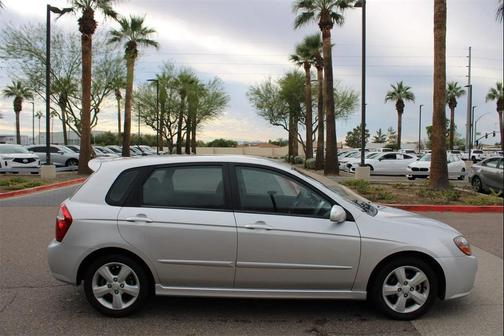 2009 Kia Spectra5 SX