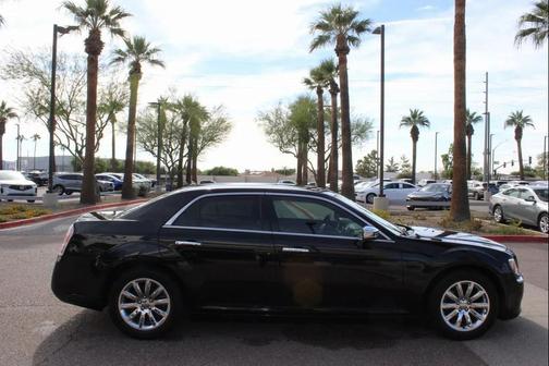 2012 Chrysler 300 Limited