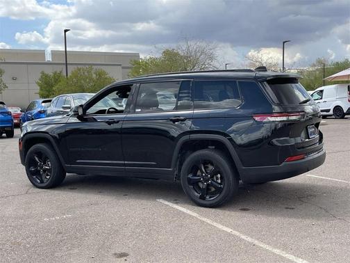 2023 Jeep Grand Cherokee L Altitude