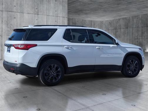 2021 Chevrolet Traverse RS