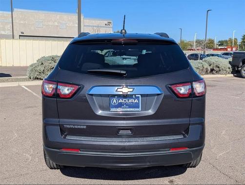 2017 Chevrolet Traverse LS