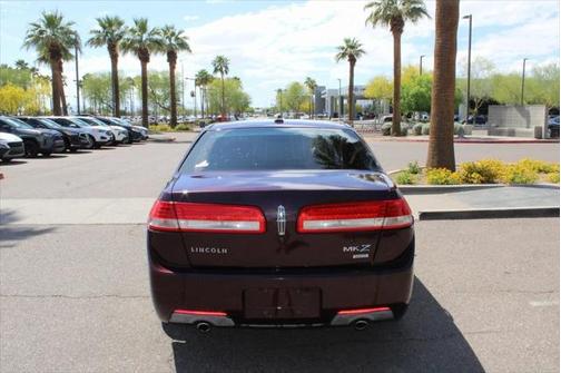 2011 Lincoln MKZ Base