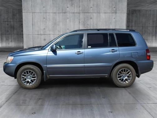 2005 Toyota Highlander Base