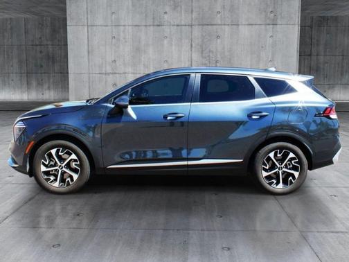 Gravity Gray 2025 Kia Sportage EX