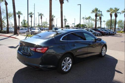 2021 Chevrolet Malibu FWD LT