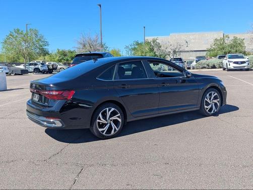 2025 Volkswagen Jetta 1.5T SEL