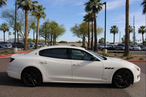 Bianco 2020 Maserati Quattroporte S Q4 GranSport